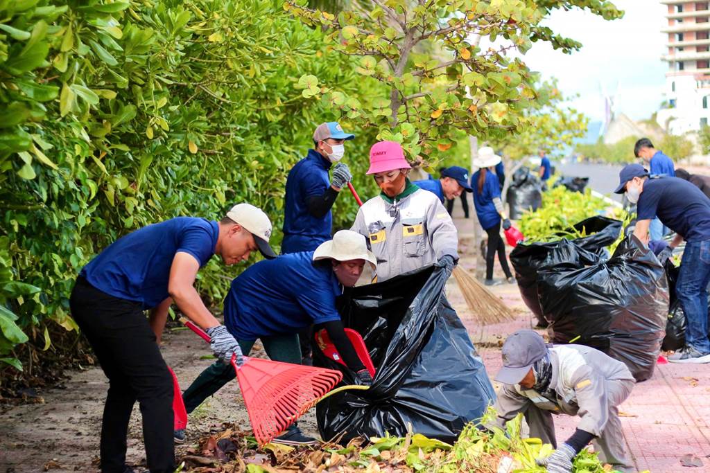 Chung tay phát triển du lịch xanh